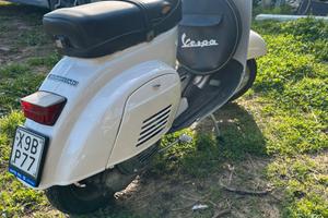 Vespa 50 special