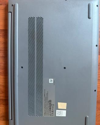 Lenovo IdeaPad Slim 3 15IRH8
