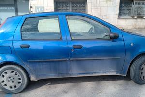 AUTO FIAT PUNTO 1.2 BENZINA/GPL