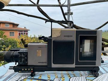 Videocamera vintage Nordmende da collezione