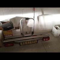 due portabiciclette (no per mountainbike)