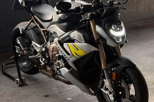 BMW s1000r 2021 24000 km