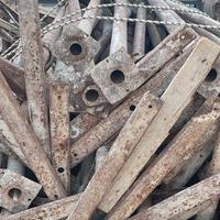 Puntelli a croce regolabili per carpenteria