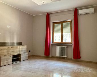 ZONA STAZIONE: 80 mq calpestabili + 1 balcone