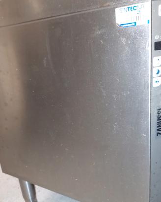 lavastoviglie a cappottina industriale 