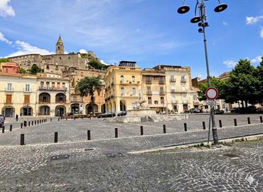 CASA SEMINDIPENDENTE A MONTESARCHIO