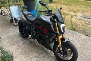 Ducati Diavel S 