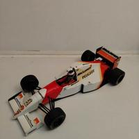 McLaren MP4/9 M. Hakkinen 1/18, campionato F1 1994