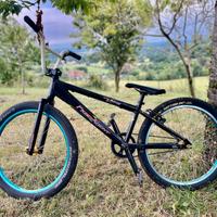 Bmx Freeagent Team Limo 24