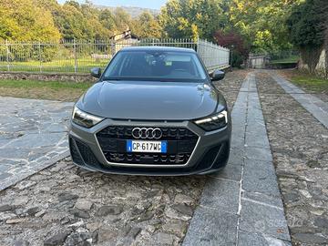 Audi A1 SPB 30 TFSI S tronic line edition