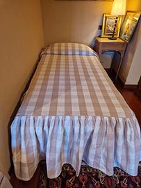 copriletto con balza x letto singolo