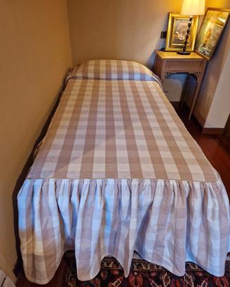 copriletto con balza x letto singolo