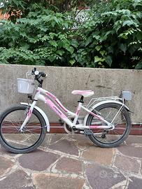 BICICLETTA DA BAMBINA MTB 20" LINCY 6V

