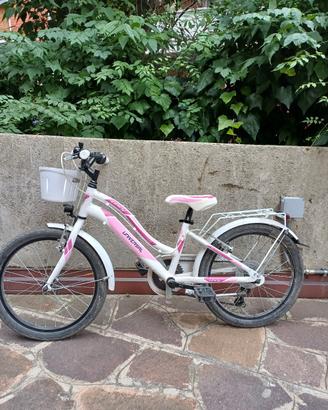 BICICLETTA DA BAMBINA MTB 20" LINCY 6V

