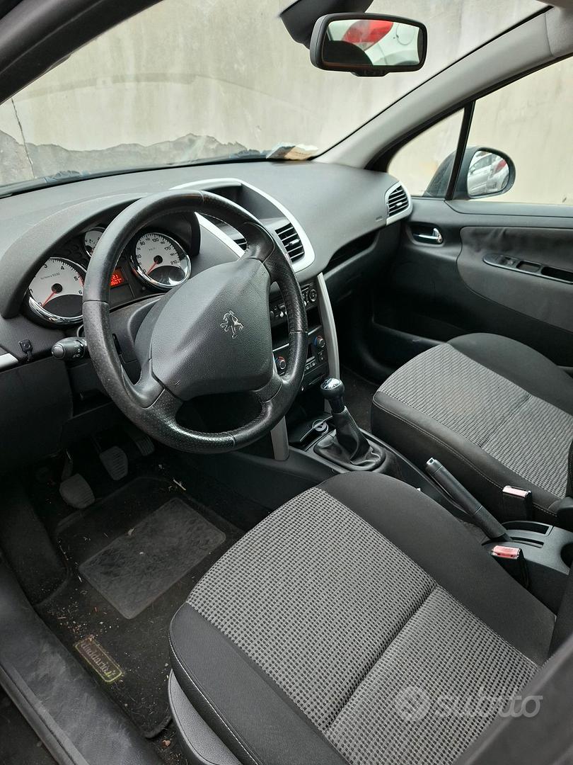 Peugeot 207 2009 photo 5