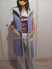 Gilet lilla lungo con cappuccio