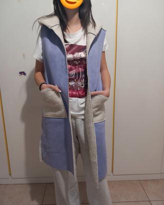 Gilet lilla lungo con cappuccio