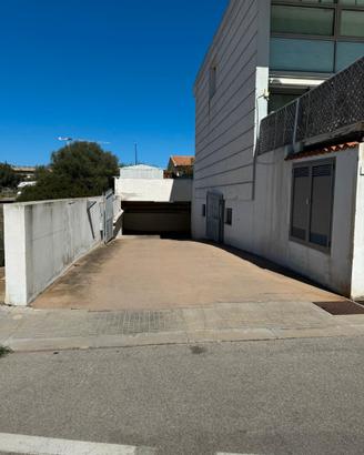 Garage/ box