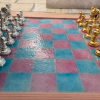 Scacchiera in vetro e metallo dorato/argento