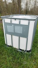 Cisterna 1000 Lt con gabbia + Serbatoio 220 Lt