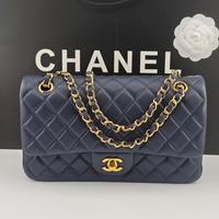 Borsa da braccio Chanel in pelle di agnello blu