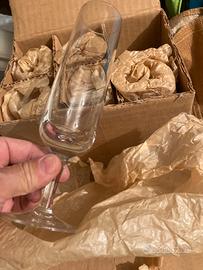 Servizio bicchieri e caraffe