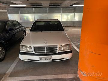 Mercedes c180