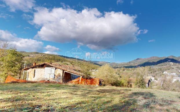 PODERE PANORAMICO VICINO A MARANO CON SOVRASTANTE