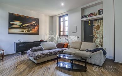 VILLA STORICA RISTRUTTURATA CON GIARDINO PRIVATO