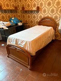 struttura letto singolo e comodino