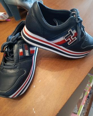 scarpe  Tommy 