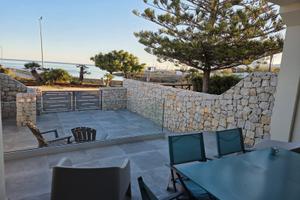 Fronte spiaggia Lido Valderice con n°7 posti letto