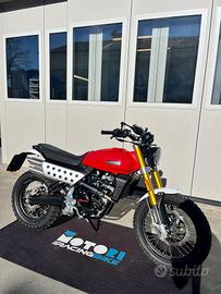 Fantic Motor Caballero 125 scrambler DEMO