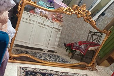 specchiera grande dorata