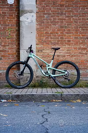 MOUNTAIN BIKE,PROPAIN pari al nuovo(ANNO 2025)