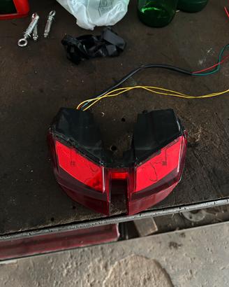 faro frecce integrate duvati hypermotard