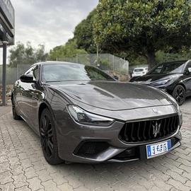 Maserati ghibli  2021 gransport 275 cv diesel