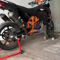 Ktm 690 SUPERMOTO