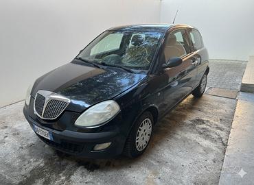 Lancia Ypsilon 1.2 16V (80CV)
