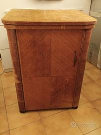 Macchina vintage da cucire