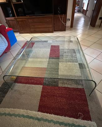Tavolino in cristallo di design