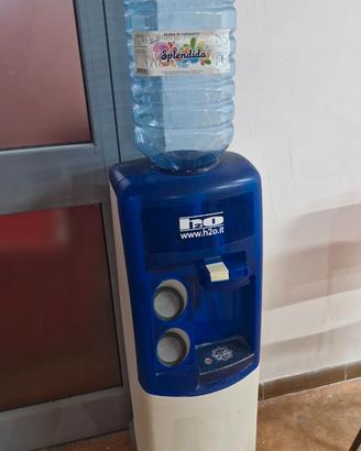 Distributore acqua