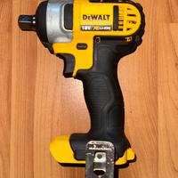 DeWalt DCF880 18V (Solo corpo)