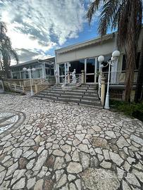 Locale ad uso ristorativo a Stazzo - Acireale