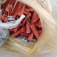 Crocette Distanziatori e Cugnetti Per pavimenti