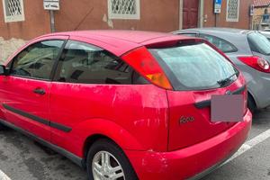 Ford Focus tenuta bene.