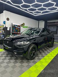 Jaguar f-pace r sport dynamic