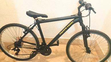 bici in alluminio ammortizzata 26 