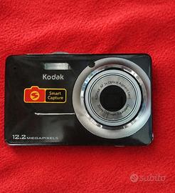 Kodak EasyShare M341 12,2 MP + cavo e custodia 
