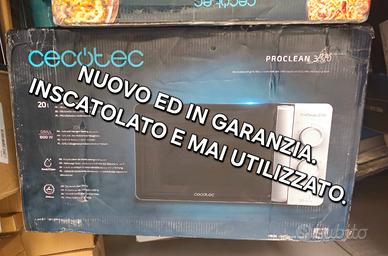 Microonde, potenza microonde 700 W, capacità 20 L
